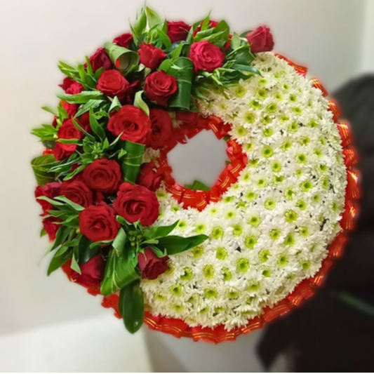 Executive Round Wreath (Red)